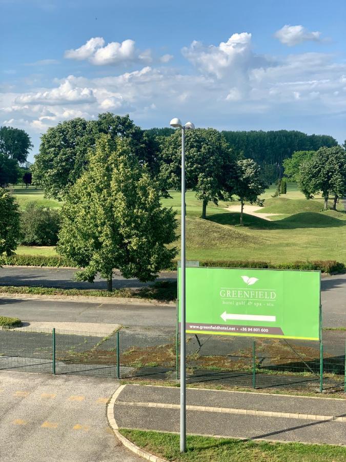 Chance Apartman Buekfuerdo Eksteriør bilde